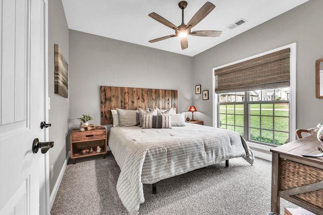 1487 Hereford Blvd, Clarksville, TN 37043