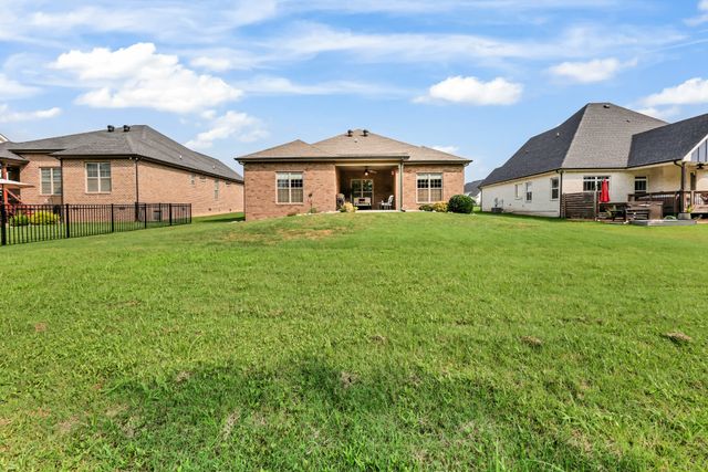 1487 Hereford Blvd, Clarksville, TN 37043