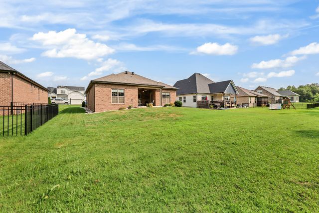 1487 Hereford Blvd, Clarksville, TN 37043