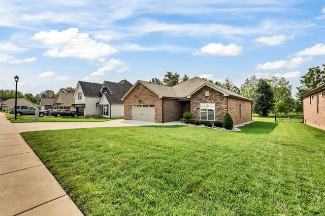 1487 Hereford Blvd, Clarksville, TN 37043