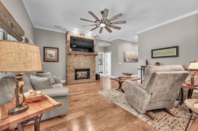 1487 Hereford Blvd, Clarksville, TN 37043