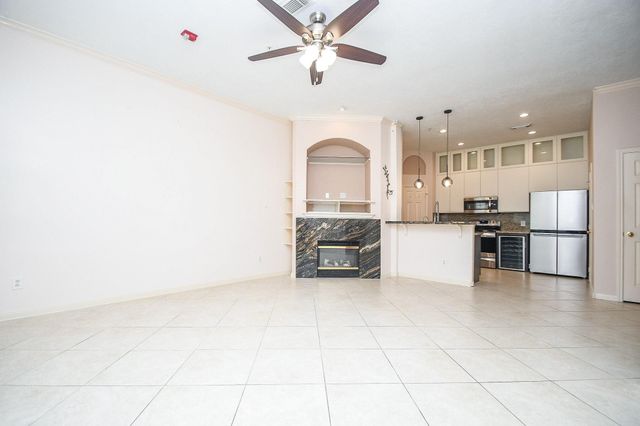 2710 Grants Lake Boulevard K4, Sugar Land, TX 77479
