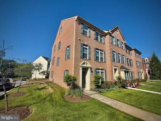 9407 ASTON VLG #52, Ellicott City, MD 21042