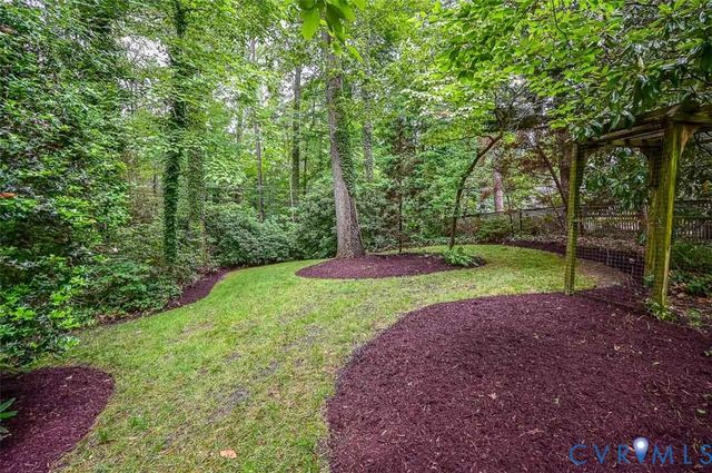 604 Baldwin Rd, Richmond, VA 23229