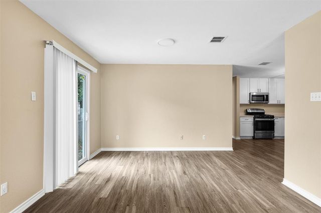 8103 Willet TRL A, Austin, TX 78745