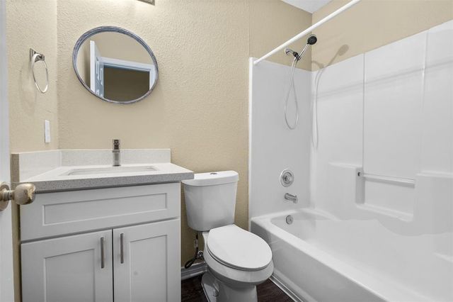 8103 Willet TRL A, Austin, TX 78745