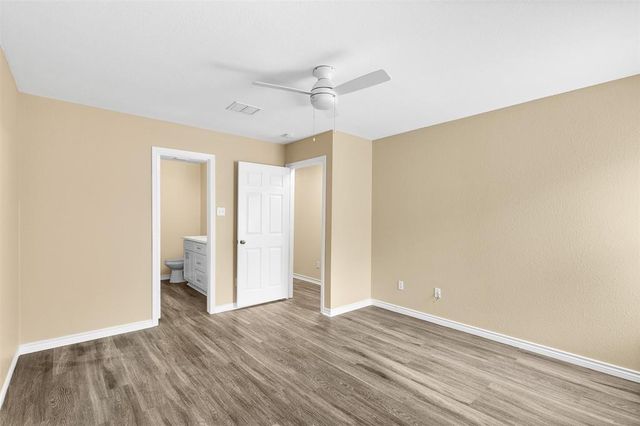 8103 Willet TRL A, Austin, TX 78745