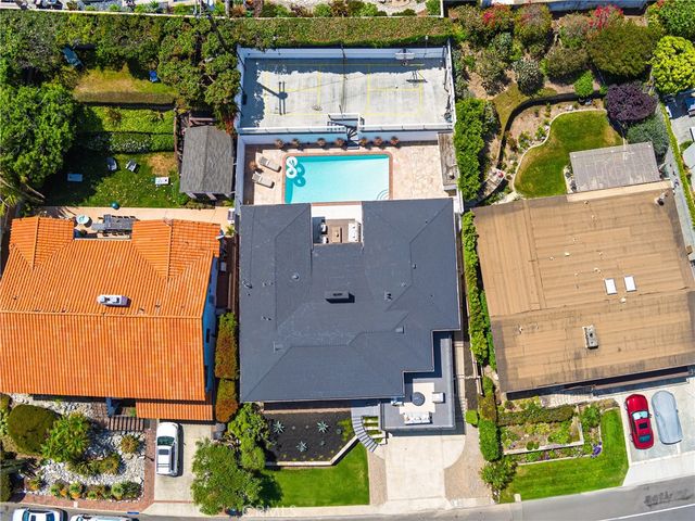 320 Calle Mayor, Redondo Beach, CA 90277