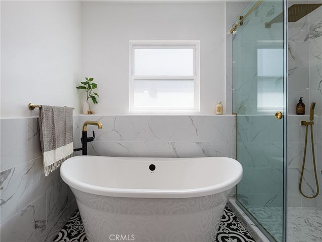 320 Calle Mayor, Redondo Beach, CA 90277