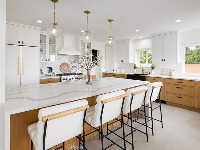 320 Calle Mayor, Redondo Beach, CA 90277