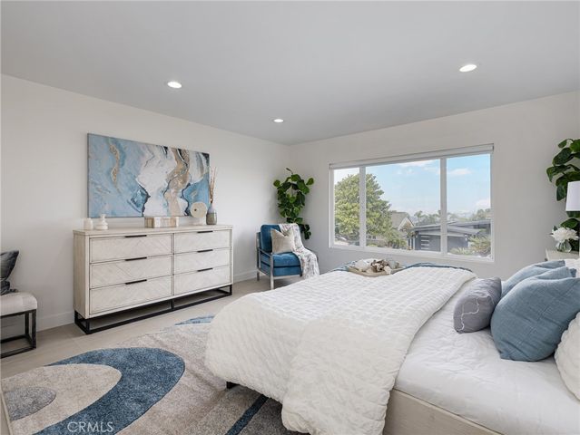 320 Calle Mayor, Redondo Beach, CA 90277