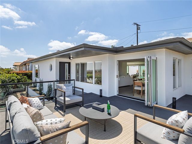 320 Calle Mayor, Redondo Beach, CA 90277