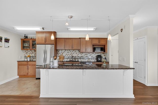 500 High Point PH6, Hartsdale, NY 10530