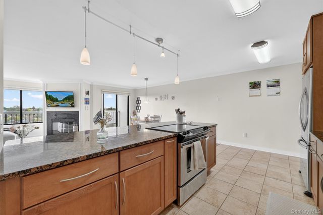 500 High Point PH6, Hartsdale, NY 10530