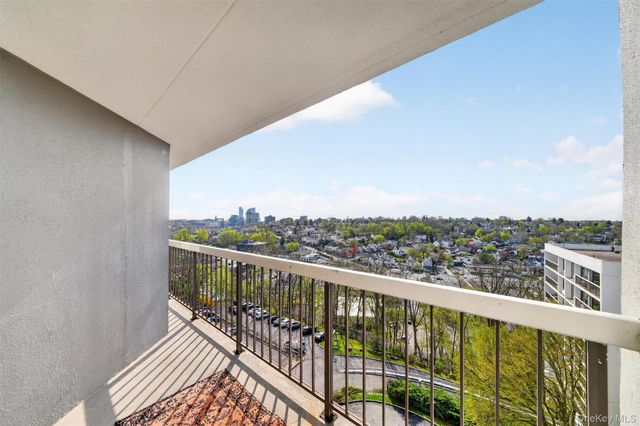500 High Point PH6, Hartsdale, NY 10530