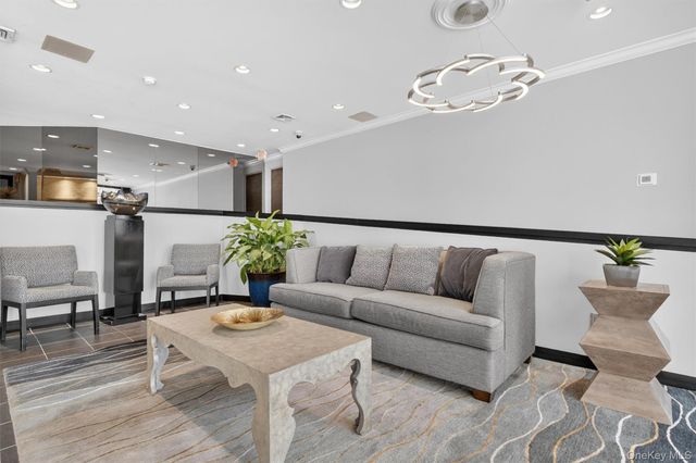 500 High Point PH6, Hartsdale, NY 10530