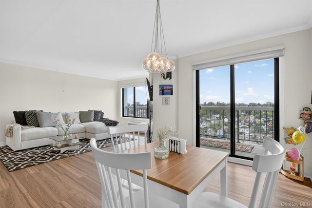 500 High Point PH6, Hartsdale, NY 10530