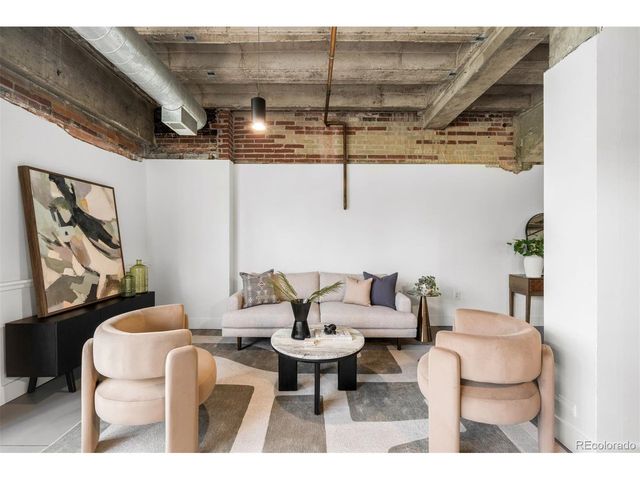 1777 E 39th Ave 210, Denver, CO 80205