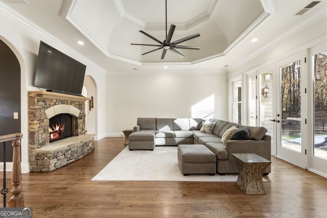 6085 Carington Way, Cumming, GA 30040