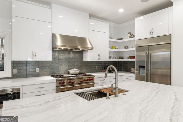 6085 Carington Way, Cumming, GA 30040