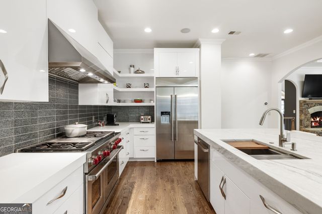 6085 Carington Way, Cumming, GA 30040