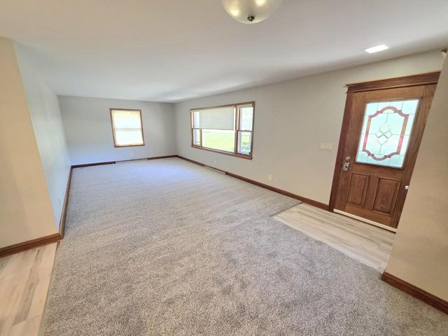 2532 Seymour PLACE, West Allis, WI 53227