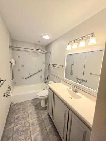 2532 Seymour PLACE, West Allis, WI 53227