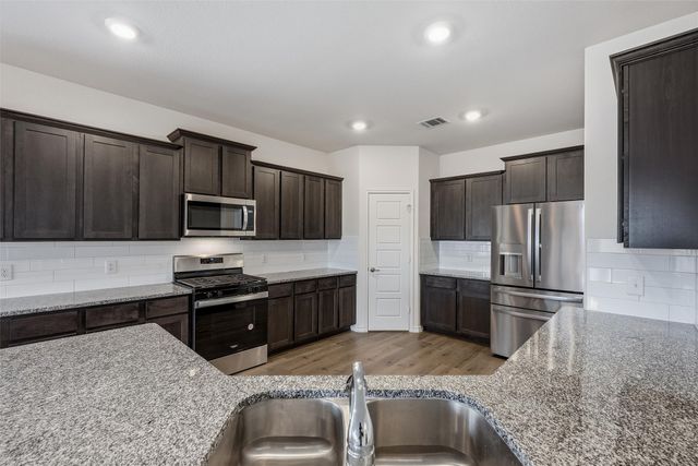 4009 Savoy Way, Mckinney, TX 75071