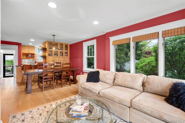 405 Cortlandt Avenue, Mamaroneck, NY 10543
