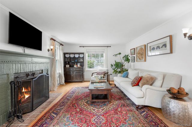 405 Cortlandt Avenue, Mamaroneck, NY 10543