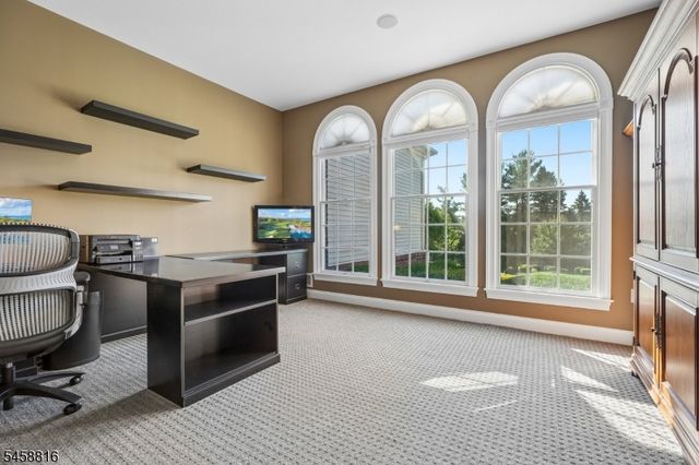 10 William Barnes Rd, Raritan Twp., NJ 08822
