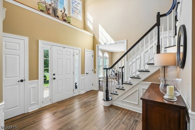 10 William Barnes Rd, Raritan Twp., NJ 08822