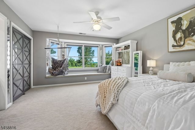 10 William Barnes Rd, Raritan Twp., NJ 08822