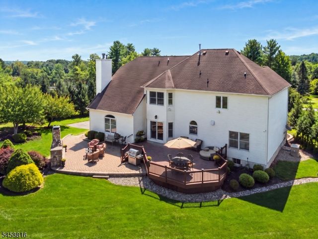 10 William Barnes Rd, Raritan Twp., NJ 08822