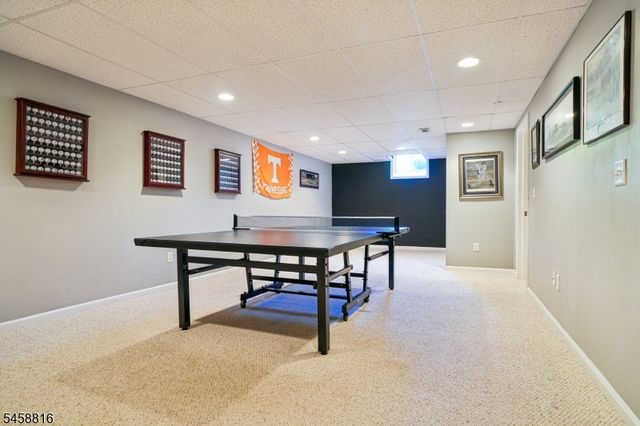 10 William Barnes Rd, Raritan Twp., NJ 08822