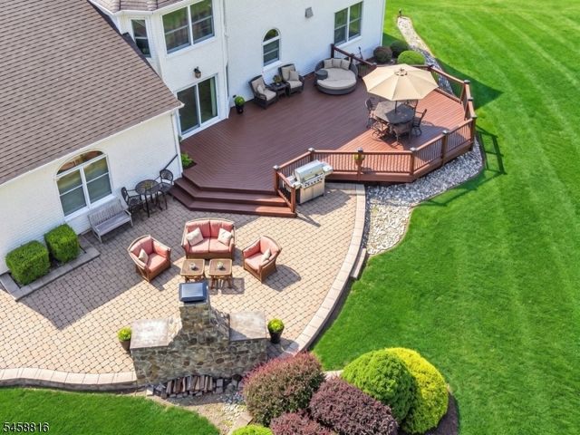 10 William Barnes Rd, Raritan Twp., NJ 08822