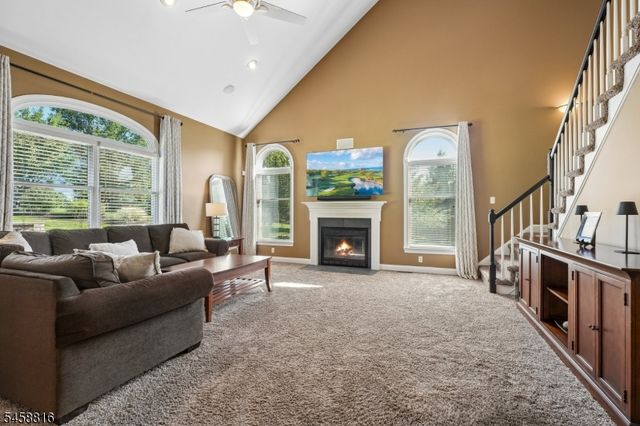 10 William Barnes Rd, Raritan Twp., NJ 08822