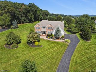 10 William Barnes Rd, Raritan Twp., NJ 08822