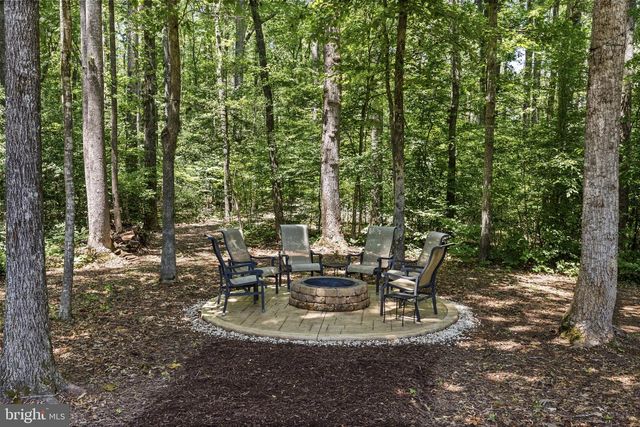196 MCPHERSON DR, Fredericksburg, VA 22406