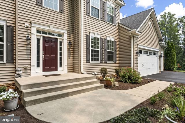 196 MCPHERSON DR, Fredericksburg, VA 22406