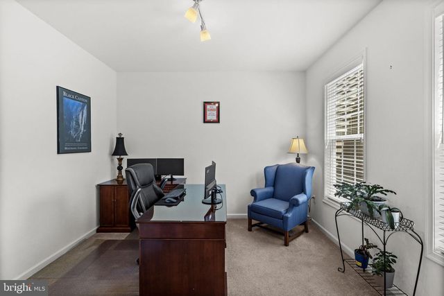 196 MCPHERSON DR, Fredericksburg, VA 22406