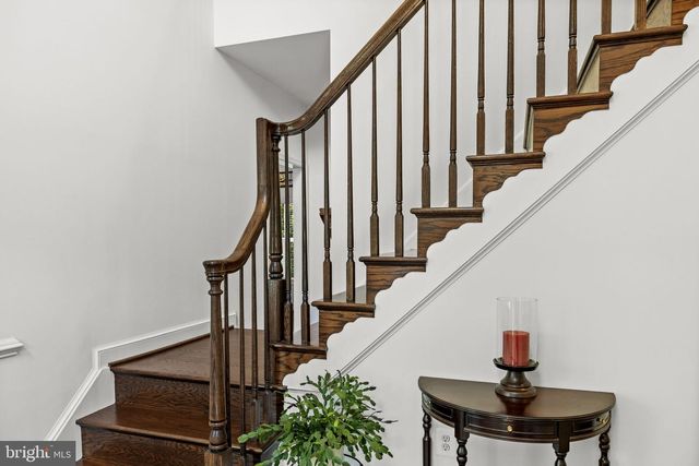 196 MCPHERSON DR, Fredericksburg, VA 22406