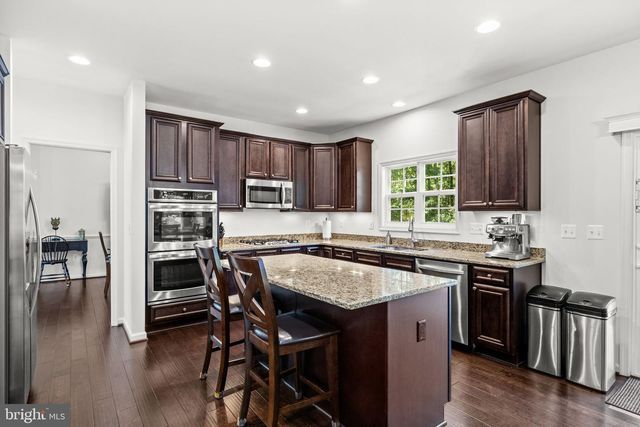 196 MCPHERSON DR, Fredericksburg, VA 22406
