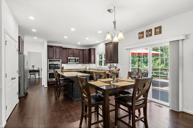 196 MCPHERSON DR, Fredericksburg, VA 22406