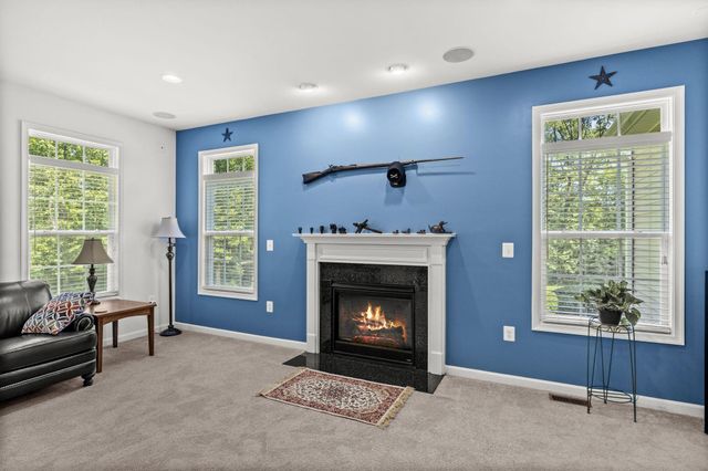 196 MCPHERSON DR, Fredericksburg, VA 22406