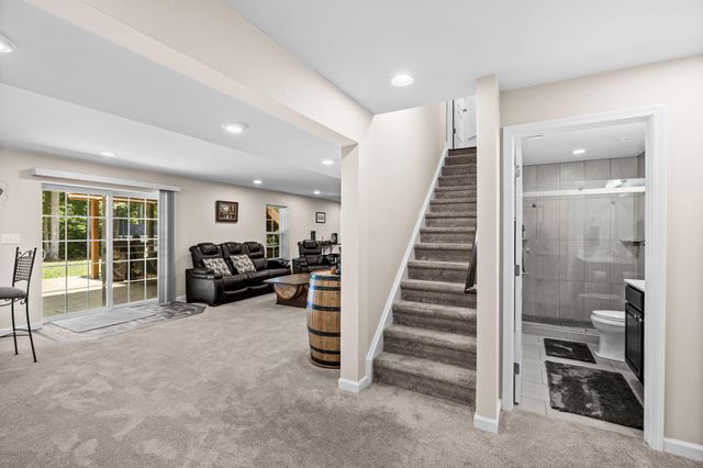 196 MCPHERSON DR, Fredericksburg, VA 22406