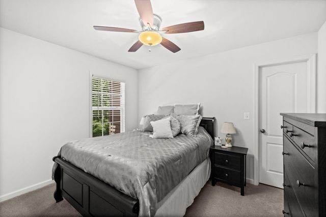 196 MCPHERSON DR, Fredericksburg, VA 22406