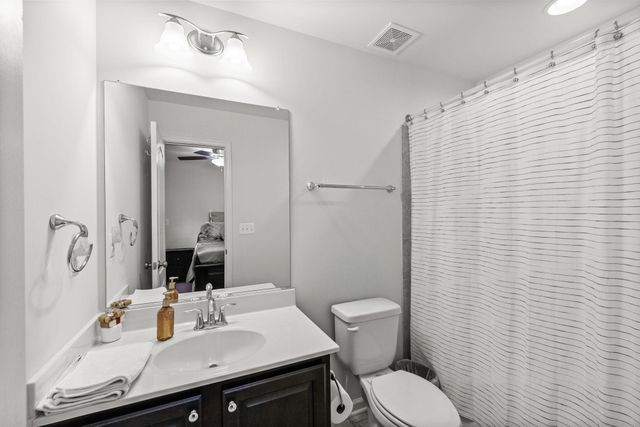 196 MCPHERSON DR, Fredericksburg, VA 22406