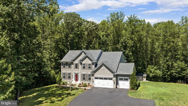 196 MCPHERSON DR, Fredericksburg, VA 22406