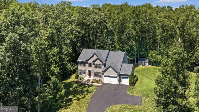 196 MCPHERSON DR, Fredericksburg, VA 22406